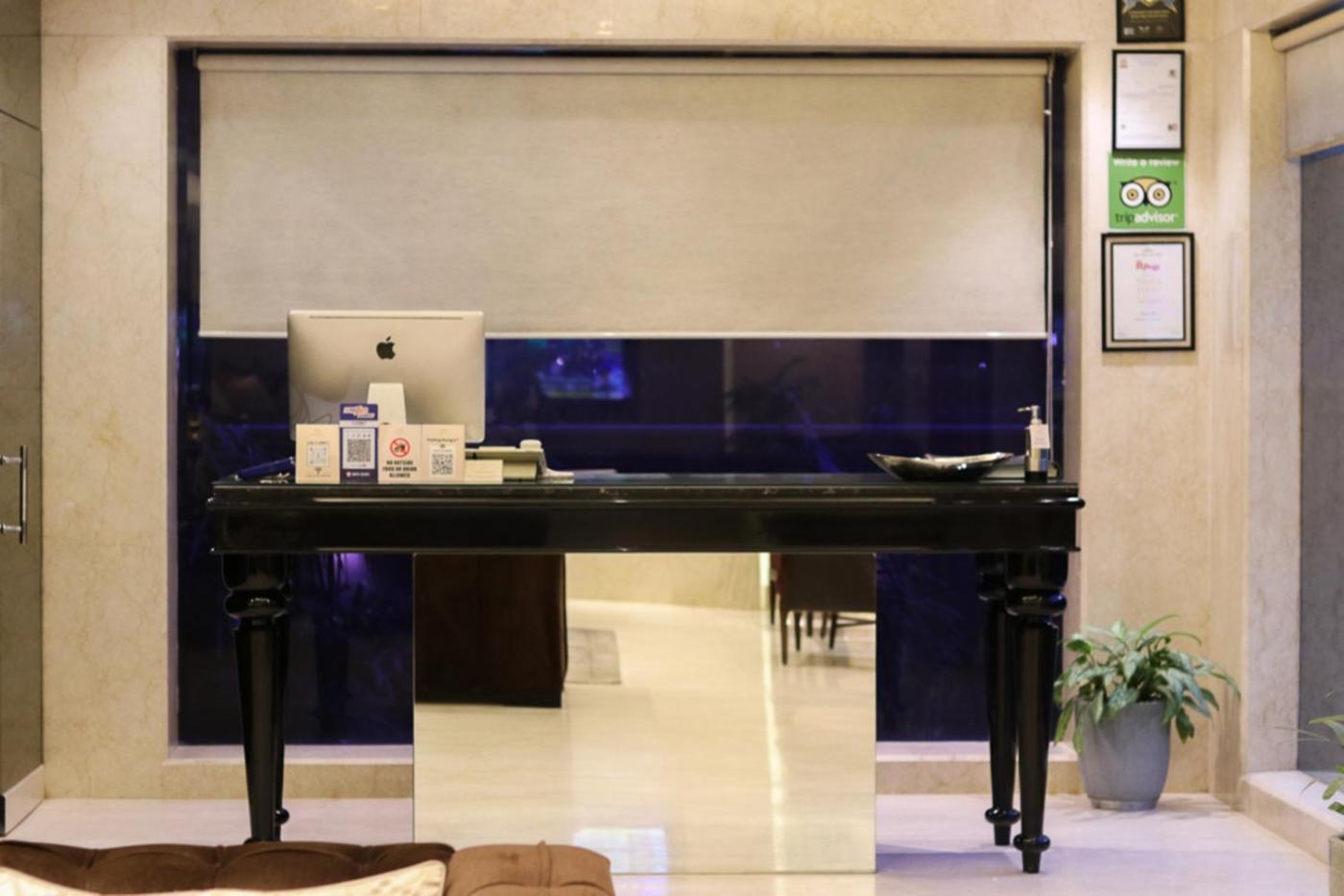 Hotel Eternity New Delhi Exterior photo