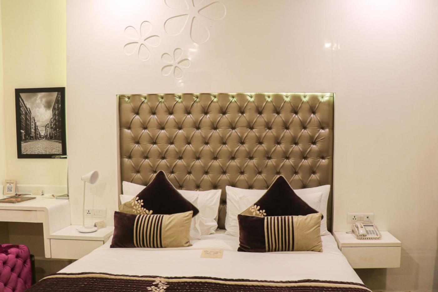 Hotel Eternity New Delhi Exterior photo